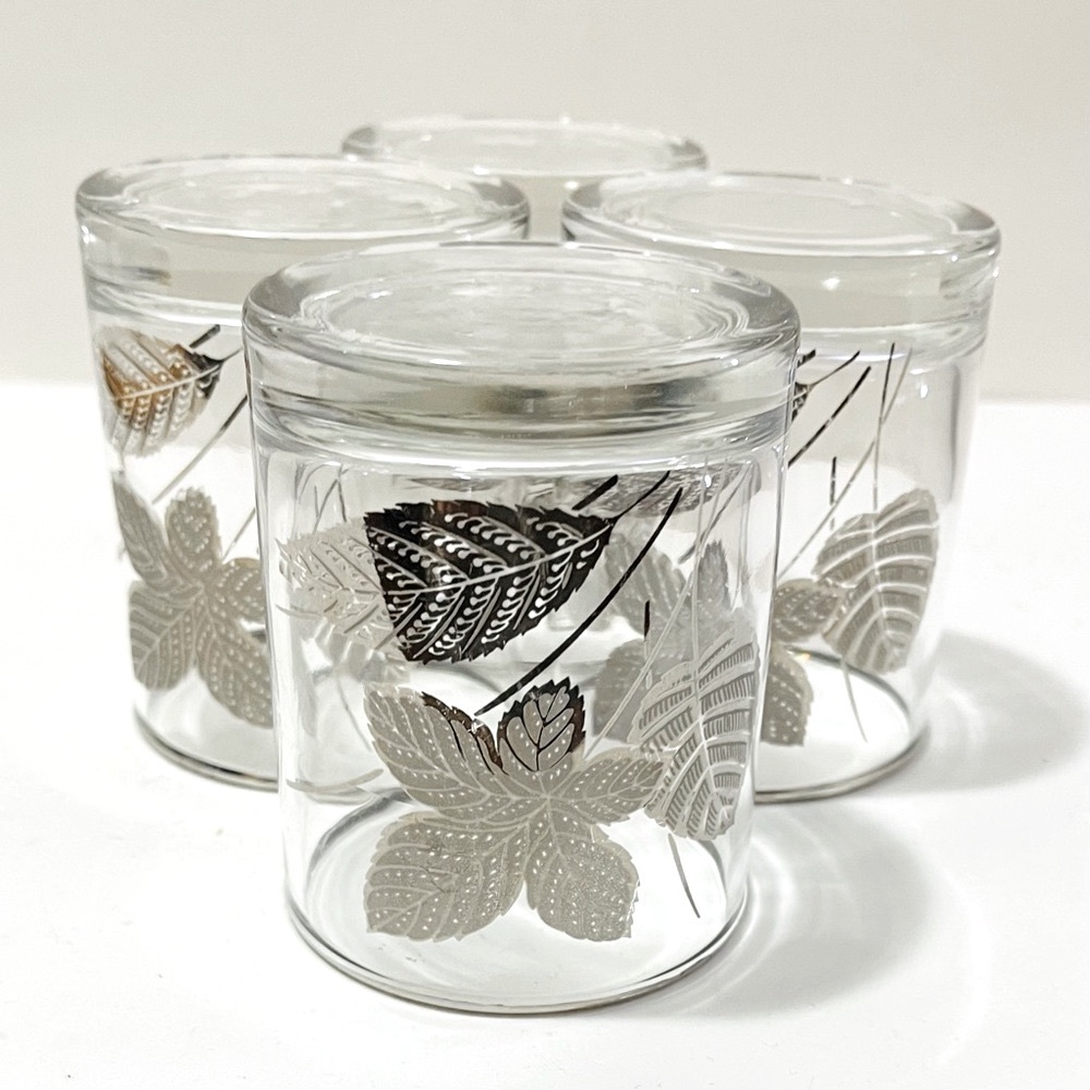 Libby MCM VTG Barware Rocks Glasses Set of 4 Tumblers Embossed Silver Leaves Rim - Picture 3 of 16